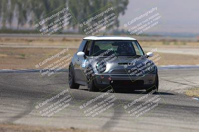 media/Sep-20-2025-Extreme Speed (Sat) [[1fcc23683c]]/Orange (Mid Intermediate)/Session 2 (Sunrise)/
